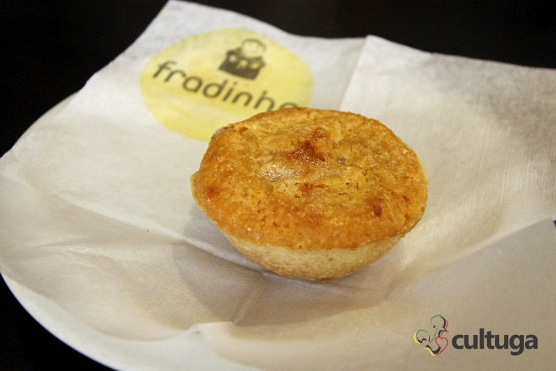 Doces típicos de Portugal: Pastel de Feijão doces_portugueses_pasteldefeijaomafra_cultuga