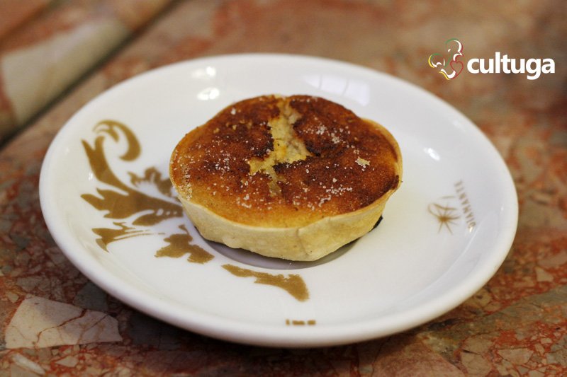 Doces típicos de Portugal: Queijada de Sintra doces_portugueses_queijadadesintra_cultuga