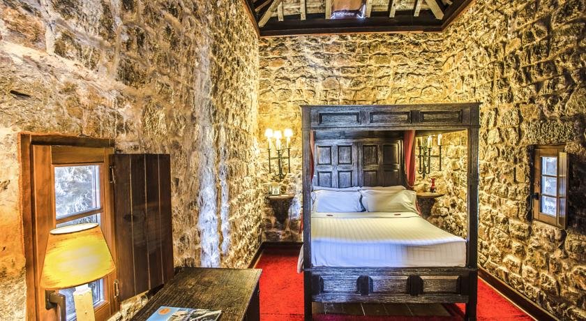 onde dormir em óbidos: castelo de óbidos onde dormir em óbidos: castelo de óbidos