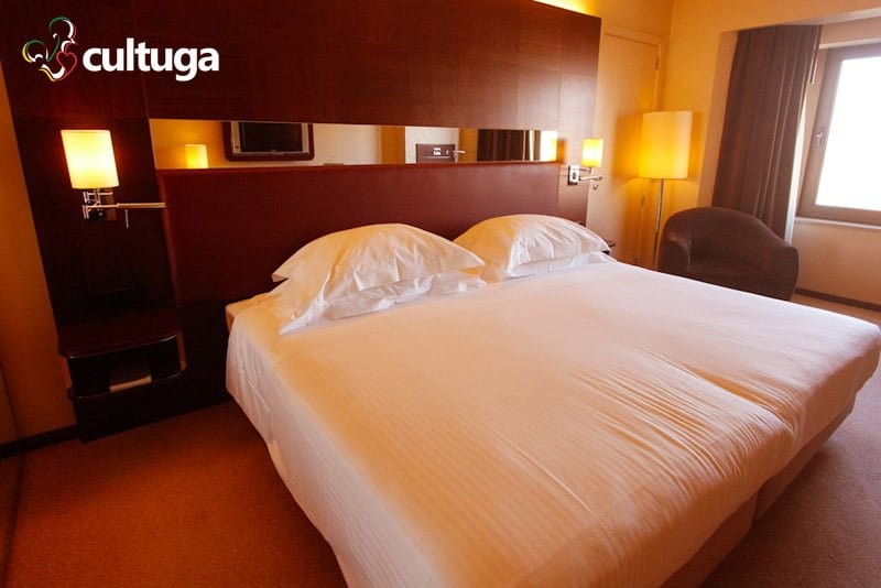 Porto Palácio: hospedagem 5 estrelas no Porto