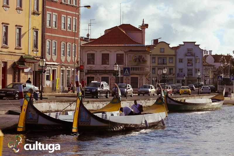 O que fazer em Aveiro: barcos moliceiros O que fazer em Aveiro: barcos moliceiros