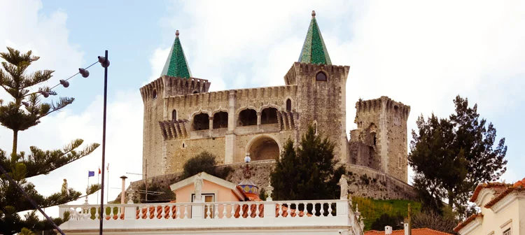 Castelo de Porto de Mós: veja como é interessante a visita! Castelo de Porto de Mós