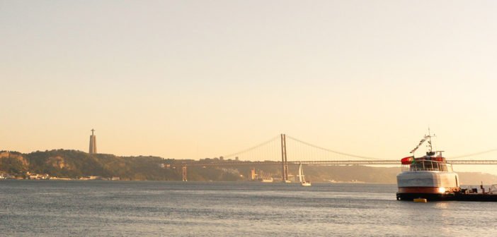 Conheça Lisboa com os nossos passeios guiados capa_guias_brasileiros_em_lisboa_cityour_2