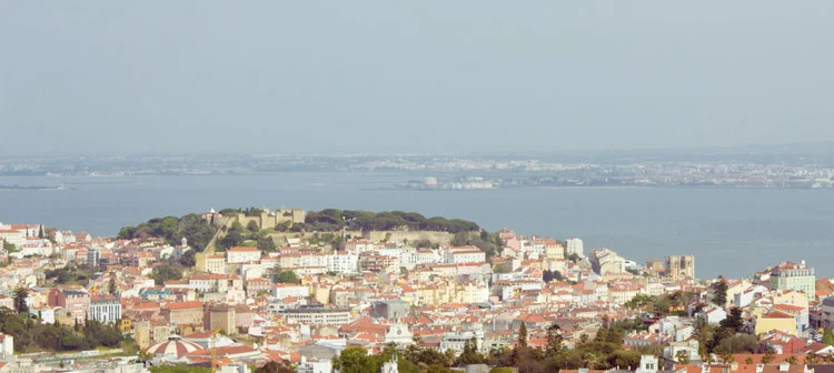 capa-miradouros-mirantes-lisboa-para-ver-do-alto-cultuga
