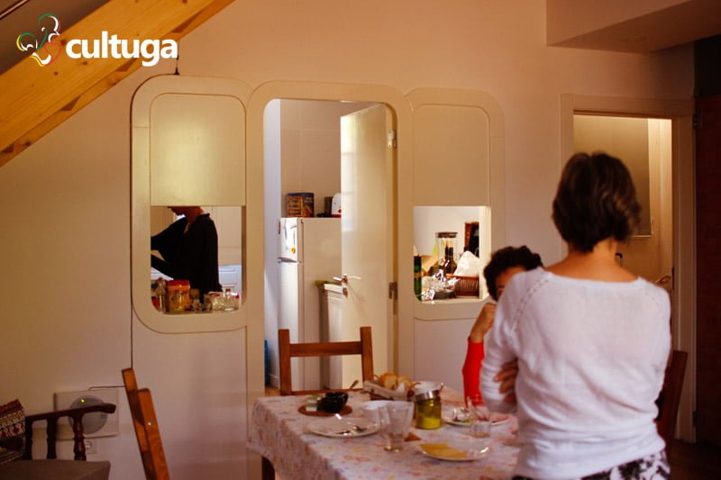 Pensão Destino: hotel em uma estação de trem de Portugal