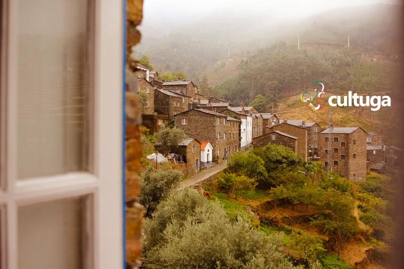 onde dormir em piodao: casa da padaria onde dormir em piodao: casa da padaria