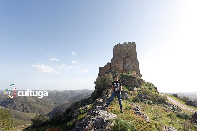 Castelos em Portugal: Castelo de Algoso - Trás-os-Montes