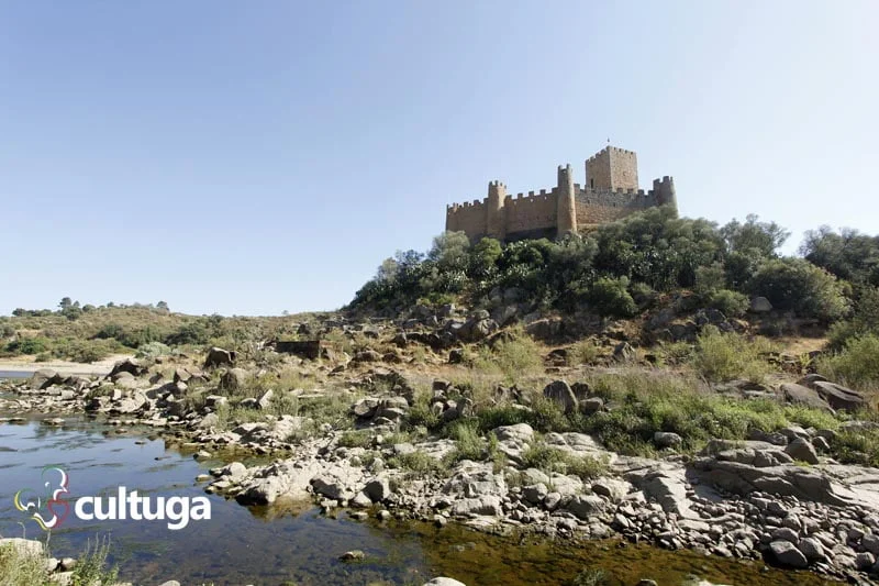 Castelos em Portugal: Castelo de Almourol