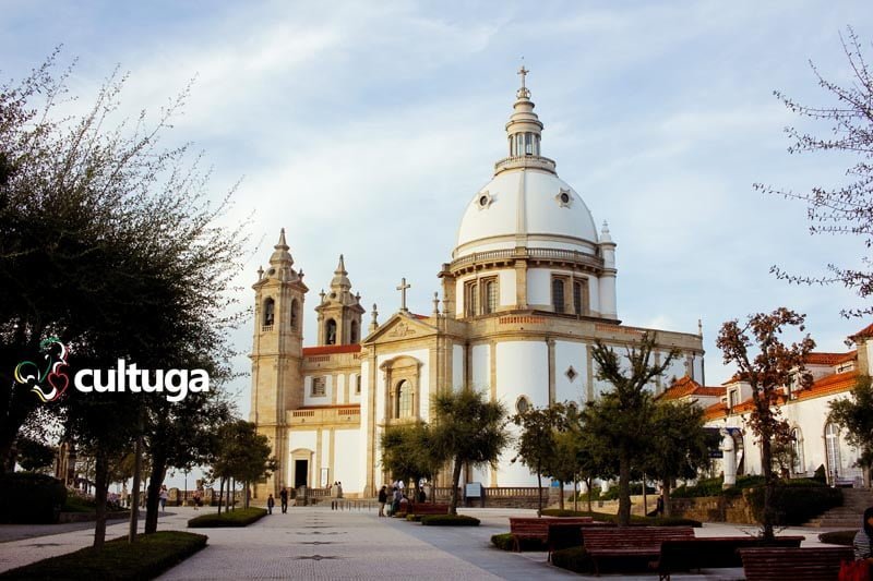 Santuário de Nossa Senhora do Sameiro, em Braga - Portugal