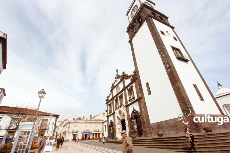 O que fazer em Ponta Delgada, Açores: igrejas