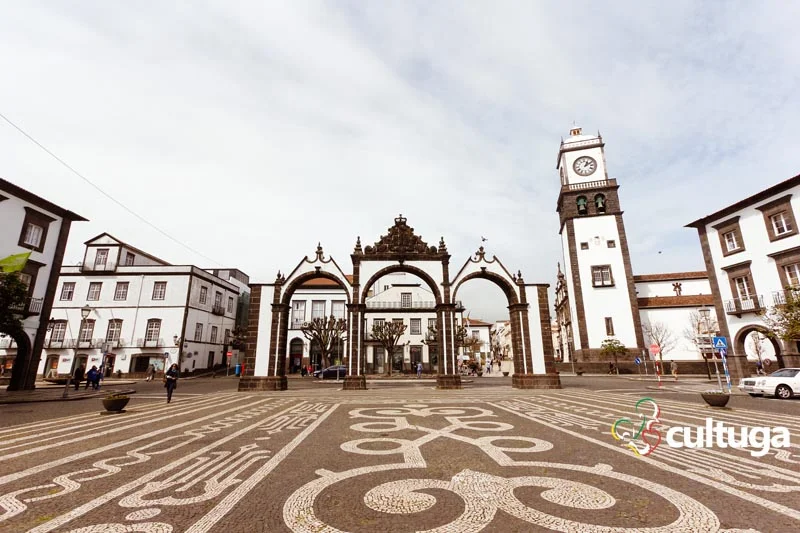 Portas da Cidade, em Ponta Delgada, na Ilha de São Miguel - Açores