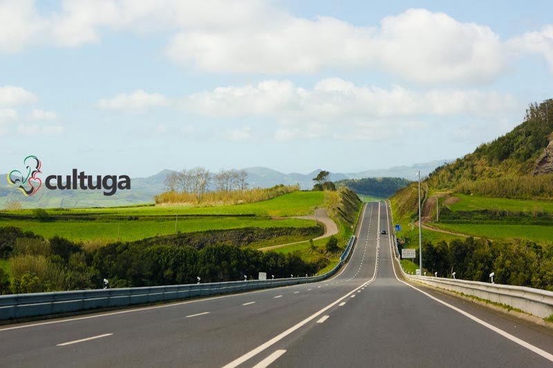 Estradas da Ilha de São Miguel, nos Açores, Portugal