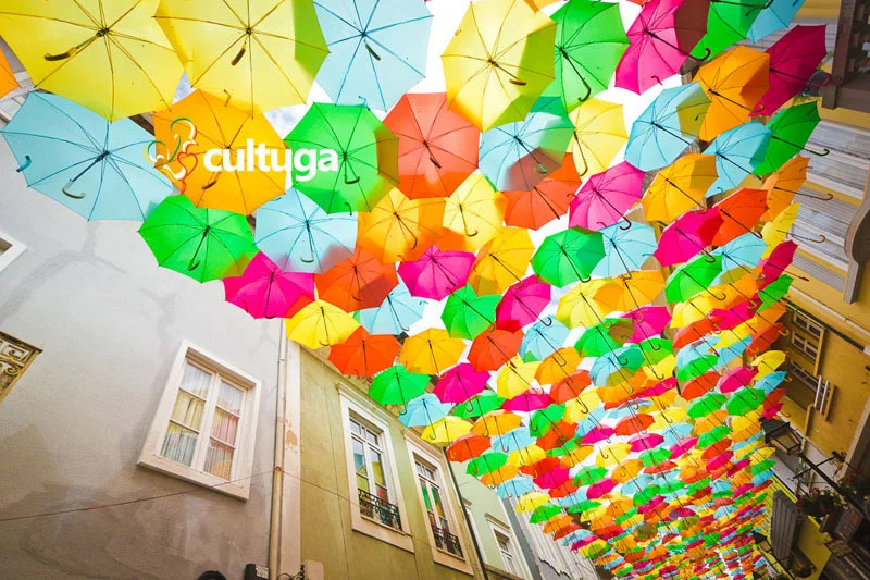 Guarda-chuvas coloridos de Águeda, Portugal Guarda-chuvas coloridos de Águeda, Portugal