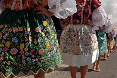 Mulheres sete saias de Nazaré Portugal