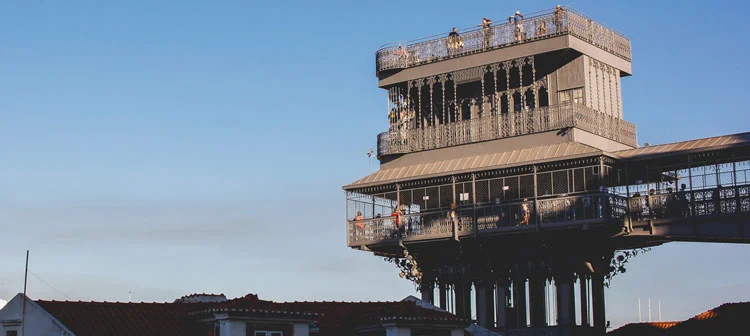 Elevador de Santa Justa: vale ou não vale a pena?