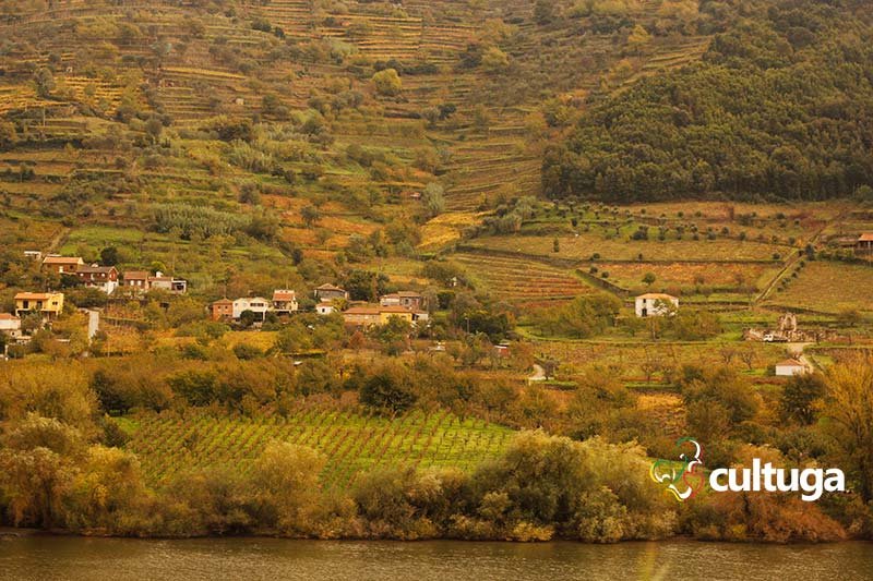 Viagem de trem pelo rio Douro, Portugal