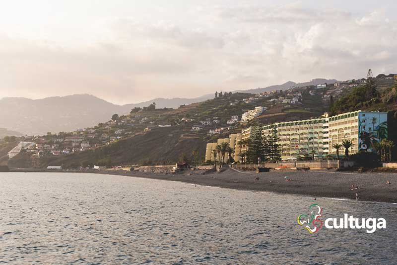 Praia Formosa, na Ilha da Madeira - Portugal