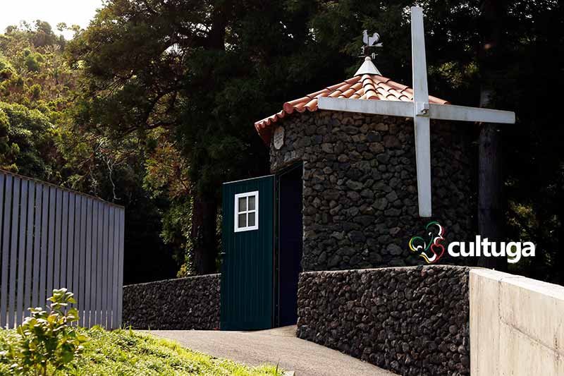 banheiro publico ilha de São Jorge açores 