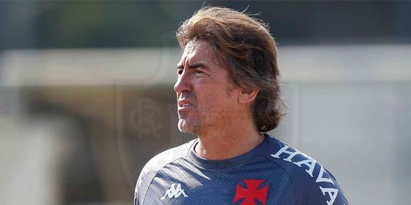 Técnicos portugueses no Brasil: Ricardo Sá Pinto Facebook Vasco