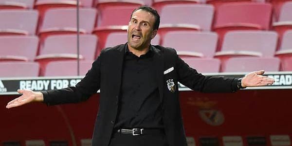 Técnicos portugueses no Brasil: Sérgio Vieira Facebook Farense Técnicos portugueses no Brasil: Sérgio Vieira Facebook Farense