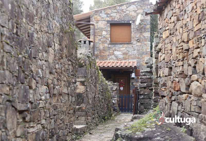 5 Casas Água Formosa - Aldeia de Xisto - Vila de Rei (Castelo