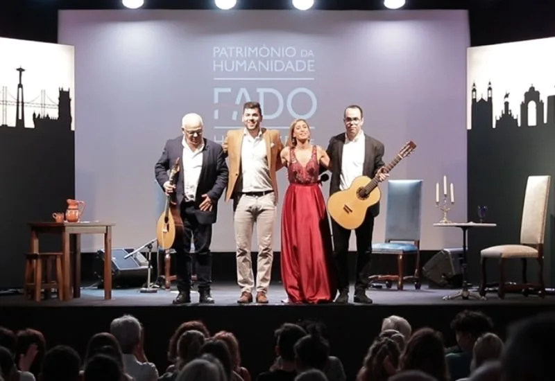 show de fado em Lisboa: fado in chiado
