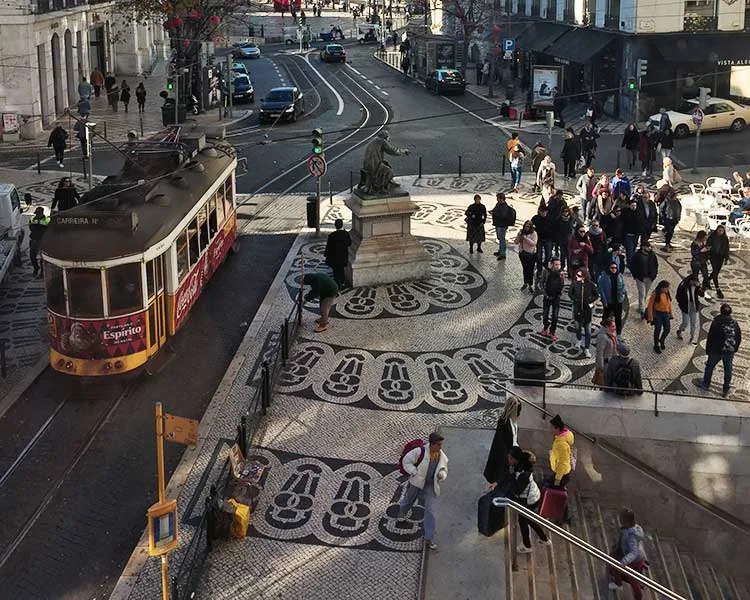 Hotéis no Chiado: bairro charmoso e cultural em Lisboa