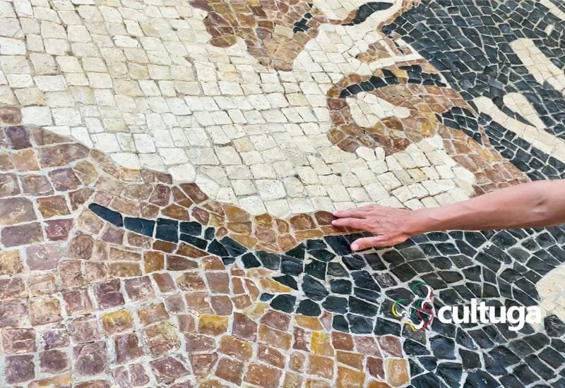 Street Art Lisboa Vhils