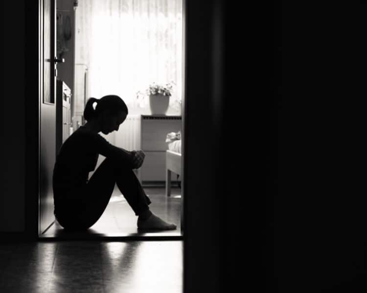 Luto imigrante distância